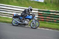 Mallory-park-Leicestershire;Mallory-park-photographs;Motorcycle-action-photographs;classic-bikes;event-digital-images;eventdigitalimages;mallory-park;no-limits-trackday;peter-wileman-photography;vintage-bikes;vintage-motorcycles;vmcc-festival-1000-bikes