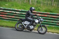 Mallory-park-Leicestershire;Mallory-park-photographs;Motorcycle-action-photographs;classic-bikes;event-digital-images;eventdigitalimages;mallory-park;no-limits-trackday;peter-wileman-photography;vintage-bikes;vintage-motorcycles;vmcc-festival-1000-bikes