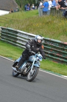 Mallory-park-Leicestershire;Mallory-park-photographs;Motorcycle-action-photographs;classic-bikes;event-digital-images;eventdigitalimages;mallory-park;no-limits-trackday;peter-wileman-photography;vintage-bikes;vintage-motorcycles;vmcc-festival-1000-bikes