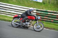 Mallory-park-Leicestershire;Mallory-park-photographs;Motorcycle-action-photographs;classic-bikes;event-digital-images;eventdigitalimages;mallory-park;no-limits-trackday;peter-wileman-photography;vintage-bikes;vintage-motorcycles;vmcc-festival-1000-bikes