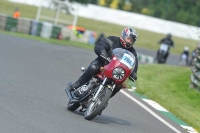 Mallory-park-Leicestershire;Mallory-park-photographs;Motorcycle-action-photographs;classic-bikes;event-digital-images;eventdigitalimages;mallory-park;no-limits-trackday;peter-wileman-photography;vintage-bikes;vintage-motorcycles;vmcc-festival-1000-bikes