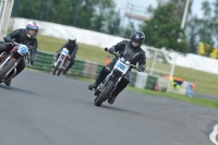 Mallory-park-Leicestershire;Mallory-park-photographs;Motorcycle-action-photographs;classic-bikes;event-digital-images;eventdigitalimages;mallory-park;no-limits-trackday;peter-wileman-photography;vintage-bikes;vintage-motorcycles;vmcc-festival-1000-bikes