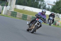 Mallory-park-Leicestershire;Mallory-park-photographs;Motorcycle-action-photographs;classic-bikes;event-digital-images;eventdigitalimages;mallory-park;no-limits-trackday;peter-wileman-photography;vintage-bikes;vintage-motorcycles;vmcc-festival-1000-bikes