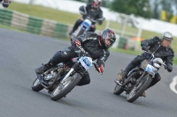 Mallory-park-Leicestershire;Mallory-park-photographs;Motorcycle-action-photographs;classic-bikes;event-digital-images;eventdigitalimages;mallory-park;no-limits-trackday;peter-wileman-photography;vintage-bikes;vintage-motorcycles;vmcc-festival-1000-bikes