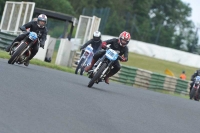 Mallory-park-Leicestershire;Mallory-park-photographs;Motorcycle-action-photographs;classic-bikes;event-digital-images;eventdigitalimages;mallory-park;no-limits-trackday;peter-wileman-photography;vintage-bikes;vintage-motorcycles;vmcc-festival-1000-bikes
