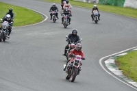 Mallory-park-Leicestershire;Mallory-park-photographs;Motorcycle-action-photographs;classic-bikes;event-digital-images;eventdigitalimages;mallory-park;no-limits-trackday;peter-wileman-photography;vintage-bikes;vintage-motorcycles;vmcc-festival-1000-bikes