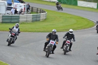 Mallory-park-Leicestershire;Mallory-park-photographs;Motorcycle-action-photographs;classic-bikes;event-digital-images;eventdigitalimages;mallory-park;no-limits-trackday;peter-wileman-photography;vintage-bikes;vintage-motorcycles;vmcc-festival-1000-bikes