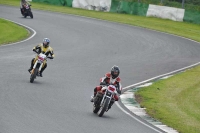 Mallory-park-Leicestershire;Mallory-park-photographs;Motorcycle-action-photographs;classic-bikes;event-digital-images;eventdigitalimages;mallory-park;no-limits-trackday;peter-wileman-photography;vintage-bikes;vintage-motorcycles;vmcc-festival-1000-bikes