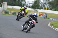 Mallory-park-Leicestershire;Mallory-park-photographs;Motorcycle-action-photographs;classic-bikes;event-digital-images;eventdigitalimages;mallory-park;no-limits-trackday;peter-wileman-photography;vintage-bikes;vintage-motorcycles;vmcc-festival-1000-bikes