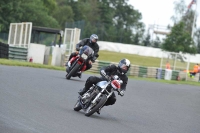 Mallory-park-Leicestershire;Mallory-park-photographs;Motorcycle-action-photographs;classic-bikes;event-digital-images;eventdigitalimages;mallory-park;no-limits-trackday;peter-wileman-photography;vintage-bikes;vintage-motorcycles;vmcc-festival-1000-bikes