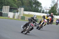 Mallory-park-Leicestershire;Mallory-park-photographs;Motorcycle-action-photographs;classic-bikes;event-digital-images;eventdigitalimages;mallory-park;no-limits-trackday;peter-wileman-photography;vintage-bikes;vintage-motorcycles;vmcc-festival-1000-bikes