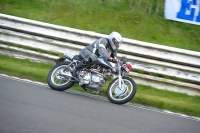 Mallory-park-Leicestershire;Mallory-park-photographs;Motorcycle-action-photographs;classic-bikes;event-digital-images;eventdigitalimages;mallory-park;no-limits-trackday;peter-wileman-photography;vintage-bikes;vintage-motorcycles;vmcc-festival-1000-bikes