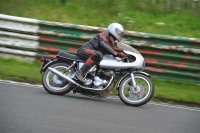 Mallory-park-Leicestershire;Mallory-park-photographs;Motorcycle-action-photographs;classic-bikes;event-digital-images;eventdigitalimages;mallory-park;no-limits-trackday;peter-wileman-photography;vintage-bikes;vintage-motorcycles;vmcc-festival-1000-bikes