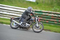 Mallory-park-Leicestershire;Mallory-park-photographs;Motorcycle-action-photographs;classic-bikes;event-digital-images;eventdigitalimages;mallory-park;no-limits-trackday;peter-wileman-photography;vintage-bikes;vintage-motorcycles;vmcc-festival-1000-bikes