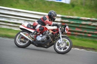 Mallory-park-Leicestershire;Mallory-park-photographs;Motorcycle-action-photographs;classic-bikes;event-digital-images;eventdigitalimages;mallory-park;no-limits-trackday;peter-wileman-photography;vintage-bikes;vintage-motorcycles;vmcc-festival-1000-bikes