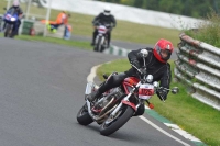 Mallory-park-Leicestershire;Mallory-park-photographs;Motorcycle-action-photographs;classic-bikes;event-digital-images;eventdigitalimages;mallory-park;no-limits-trackday;peter-wileman-photography;vintage-bikes;vintage-motorcycles;vmcc-festival-1000-bikes