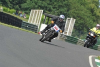 Mallory-park-Leicestershire;Mallory-park-photographs;Motorcycle-action-photographs;classic-bikes;event-digital-images;eventdigitalimages;mallory-park;no-limits-trackday;peter-wileman-photography;vintage-bikes;vintage-motorcycles;vmcc-festival-1000-bikes