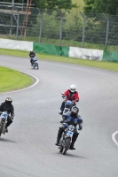 Mallory-park-Leicestershire;Mallory-park-photographs;Motorcycle-action-photographs;classic-bikes;event-digital-images;eventdigitalimages;mallory-park;no-limits-trackday;peter-wileman-photography;vintage-bikes;vintage-motorcycles;vmcc-festival-1000-bikes