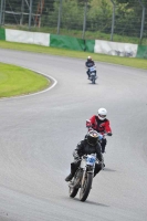 Mallory-park-Leicestershire;Mallory-park-photographs;Motorcycle-action-photographs;classic-bikes;event-digital-images;eventdigitalimages;mallory-park;no-limits-trackday;peter-wileman-photography;vintage-bikes;vintage-motorcycles;vmcc-festival-1000-bikes