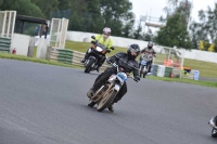 Mallory-park-Leicestershire;Mallory-park-photographs;Motorcycle-action-photographs;classic-bikes;event-digital-images;eventdigitalimages;mallory-park;no-limits-trackday;peter-wileman-photography;vintage-bikes;vintage-motorcycles;vmcc-festival-1000-bikes