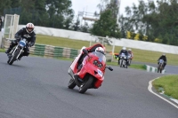 Mallory-park-Leicestershire;Mallory-park-photographs;Motorcycle-action-photographs;classic-bikes;event-digital-images;eventdigitalimages;mallory-park;no-limits-trackday;peter-wileman-photography;vintage-bikes;vintage-motorcycles;vmcc-festival-1000-bikes