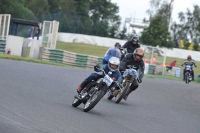 Mallory-park-Leicestershire;Mallory-park-photographs;Motorcycle-action-photographs;classic-bikes;event-digital-images;eventdigitalimages;mallory-park;no-limits-trackday;peter-wileman-photography;vintage-bikes;vintage-motorcycles;vmcc-festival-1000-bikes