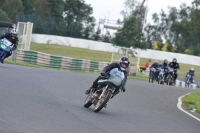 Mallory-park-Leicestershire;Mallory-park-photographs;Motorcycle-action-photographs;classic-bikes;event-digital-images;eventdigitalimages;mallory-park;no-limits-trackday;peter-wileman-photography;vintage-bikes;vintage-motorcycles;vmcc-festival-1000-bikes