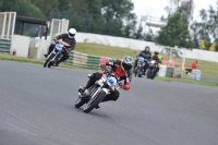 Mallory-park-Leicestershire;Mallory-park-photographs;Motorcycle-action-photographs;classic-bikes;event-digital-images;eventdigitalimages;mallory-park;no-limits-trackday;peter-wileman-photography;vintage-bikes;vintage-motorcycles;vmcc-festival-1000-bikes