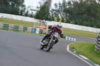 Mallory-park-Leicestershire;Mallory-park-photographs;Motorcycle-action-photographs;classic-bikes;event-digital-images;eventdigitalimages;mallory-park;no-limits-trackday;peter-wileman-photography;vintage-bikes;vintage-motorcycles;vmcc-festival-1000-bikes