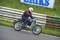 Mallory-park-Leicestershire;Mallory-park-photographs;Motorcycle-action-photographs;classic-bikes;event-digital-images;eventdigitalimages;mallory-park;no-limits-trackday;peter-wileman-photography;vintage-bikes;vintage-motorcycles;vmcc-festival-1000-bikes