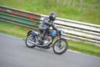 Mallory-park-Leicestershire;Mallory-park-photographs;Motorcycle-action-photographs;classic-bikes;event-digital-images;eventdigitalimages;mallory-park;no-limits-trackday;peter-wileman-photography;vintage-bikes;vintage-motorcycles;vmcc-festival-1000-bikes