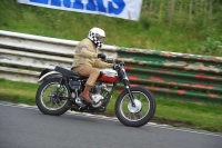 Mallory-park-Leicestershire;Mallory-park-photographs;Motorcycle-action-photographs;classic-bikes;event-digital-images;eventdigitalimages;mallory-park;no-limits-trackday;peter-wileman-photography;vintage-bikes;vintage-motorcycles;vmcc-festival-1000-bikes