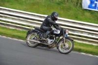 Mallory-park-Leicestershire;Mallory-park-photographs;Motorcycle-action-photographs;classic-bikes;event-digital-images;eventdigitalimages;mallory-park;no-limits-trackday;peter-wileman-photography;vintage-bikes;vintage-motorcycles;vmcc-festival-1000-bikes