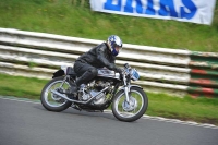 Mallory-park-Leicestershire;Mallory-park-photographs;Motorcycle-action-photographs;classic-bikes;event-digital-images;eventdigitalimages;mallory-park;no-limits-trackday;peter-wileman-photography;vintage-bikes;vintage-motorcycles;vmcc-festival-1000-bikes