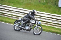 Mallory-park-Leicestershire;Mallory-park-photographs;Motorcycle-action-photographs;classic-bikes;event-digital-images;eventdigitalimages;mallory-park;no-limits-trackday;peter-wileman-photography;vintage-bikes;vintage-motorcycles;vmcc-festival-1000-bikes