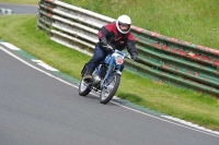 Mallory-park-Leicestershire;Mallory-park-photographs;Motorcycle-action-photographs;classic-bikes;event-digital-images;eventdigitalimages;mallory-park;no-limits-trackday;peter-wileman-photography;vintage-bikes;vintage-motorcycles;vmcc-festival-1000-bikes