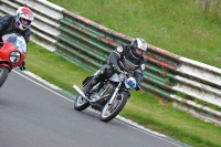Mallory-park-Leicestershire;Mallory-park-photographs;Motorcycle-action-photographs;classic-bikes;event-digital-images;eventdigitalimages;mallory-park;no-limits-trackday;peter-wileman-photography;vintage-bikes;vintage-motorcycles;vmcc-festival-1000-bikes