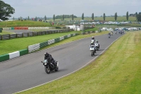 Mallory-park-Leicestershire;Mallory-park-photographs;Motorcycle-action-photographs;classic-bikes;event-digital-images;eventdigitalimages;mallory-park;no-limits-trackday;peter-wileman-photography;vintage-bikes;vintage-motorcycles;vmcc-festival-1000-bikes