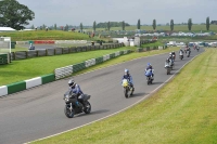 Mallory-park-Leicestershire;Mallory-park-photographs;Motorcycle-action-photographs;classic-bikes;event-digital-images;eventdigitalimages;mallory-park;no-limits-trackday;peter-wileman-photography;vintage-bikes;vintage-motorcycles;vmcc-festival-1000-bikes