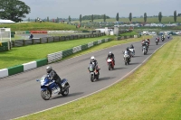 Mallory-park-Leicestershire;Mallory-park-photographs;Motorcycle-action-photographs;classic-bikes;event-digital-images;eventdigitalimages;mallory-park;no-limits-trackday;peter-wileman-photography;vintage-bikes;vintage-motorcycles;vmcc-festival-1000-bikes