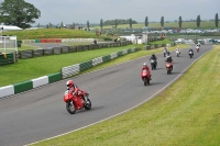 Mallory-park-Leicestershire;Mallory-park-photographs;Motorcycle-action-photographs;classic-bikes;event-digital-images;eventdigitalimages;mallory-park;no-limits-trackday;peter-wileman-photography;vintage-bikes;vintage-motorcycles;vmcc-festival-1000-bikes