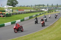 Mallory-park-Leicestershire;Mallory-park-photographs;Motorcycle-action-photographs;classic-bikes;event-digital-images;eventdigitalimages;mallory-park;no-limits-trackday;peter-wileman-photography;vintage-bikes;vintage-motorcycles;vmcc-festival-1000-bikes