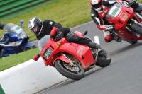 Mallory-park-Leicestershire;Mallory-park-photographs;Motorcycle-action-photographs;classic-bikes;event-digital-images;eventdigitalimages;mallory-park;no-limits-trackday;peter-wileman-photography;vintage-bikes;vintage-motorcycles;vmcc-festival-1000-bikes