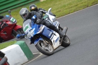 Mallory-park-Leicestershire;Mallory-park-photographs;Motorcycle-action-photographs;classic-bikes;event-digital-images;eventdigitalimages;mallory-park;no-limits-trackday;peter-wileman-photography;vintage-bikes;vintage-motorcycles;vmcc-festival-1000-bikes