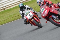 Mallory-park-Leicestershire;Mallory-park-photographs;Motorcycle-action-photographs;classic-bikes;event-digital-images;eventdigitalimages;mallory-park;no-limits-trackday;peter-wileman-photography;vintage-bikes;vintage-motorcycles;vmcc-festival-1000-bikes