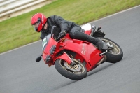 Mallory-park-Leicestershire;Mallory-park-photographs;Motorcycle-action-photographs;classic-bikes;event-digital-images;eventdigitalimages;mallory-park;no-limits-trackday;peter-wileman-photography;vintage-bikes;vintage-motorcycles;vmcc-festival-1000-bikes