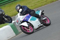 Mallory-park-Leicestershire;Mallory-park-photographs;Motorcycle-action-photographs;classic-bikes;event-digital-images;eventdigitalimages;mallory-park;no-limits-trackday;peter-wileman-photography;vintage-bikes;vintage-motorcycles;vmcc-festival-1000-bikes