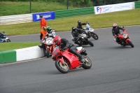 Mallory-park-Leicestershire;Mallory-park-photographs;Motorcycle-action-photographs;classic-bikes;event-digital-images;eventdigitalimages;mallory-park;no-limits-trackday;peter-wileman-photography;vintage-bikes;vintage-motorcycles;vmcc-festival-1000-bikes