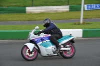 Mallory-park-Leicestershire;Mallory-park-photographs;Motorcycle-action-photographs;classic-bikes;event-digital-images;eventdigitalimages;mallory-park;no-limits-trackday;peter-wileman-photography;vintage-bikes;vintage-motorcycles;vmcc-festival-1000-bikes