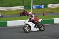 Mallory-park-Leicestershire;Mallory-park-photographs;Motorcycle-action-photographs;classic-bikes;event-digital-images;eventdigitalimages;mallory-park;no-limits-trackday;peter-wileman-photography;vintage-bikes;vintage-motorcycles;vmcc-festival-1000-bikes